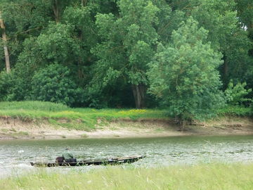Photographie d'un pêcheur sur la Maine.