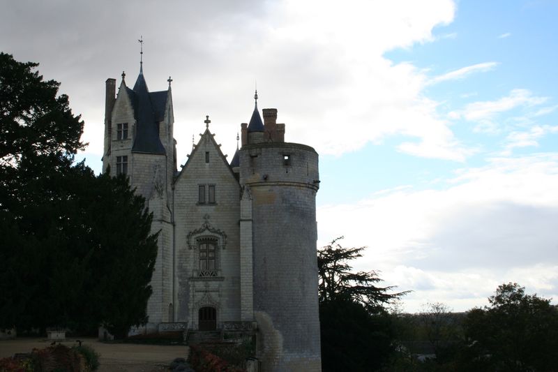 Fichier:Montreuilbellay chateau-2007a.jpg