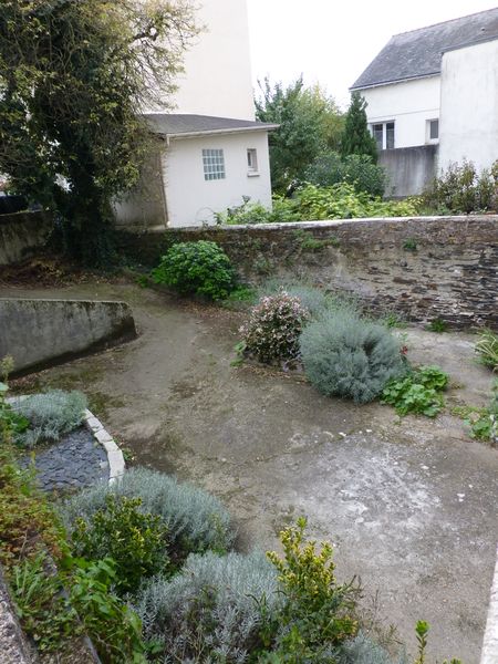 Fichier:Angers, Petit jardin avenue de la Blancheraie.JPG