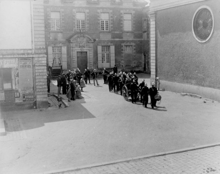 Fichier:Aa phot 08 pompiers st georges.jpg